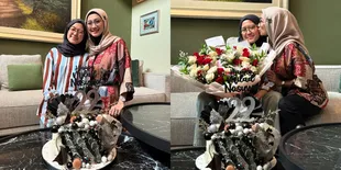 7 Potret Nasywa Anak Semata Wayang Desy Ratnasari yang Kini Umur 22 Tahun, Wajah Tetap Imut-Imut