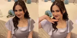 7 Potret Syifa Hadju Jadi Bridesmaid Beby Tsabina, Bajunya Sopan dan Tetap Terlihat Elegan