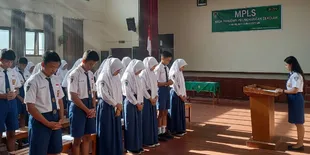 8 Doa Pembukaan MPLS untuk Sekolah Islam dan Kristen