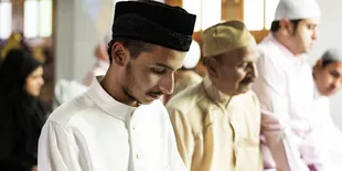 8 Keutamaan Sholat Lima Waktu, Begitu Istimewa dan Menakjubkan