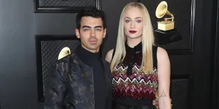 9 Bulan Menikah dengan Joe Jonas, Sophie Turner Akhirnya Hamil Anak Pertama