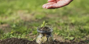 9 Manfaat Sedekah Saat Bulan Ramadhan, Wajib Diketahui Agar Hidup Penuh Berkah