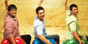 Aamir Khan Beri Bocoran Film '3 IDIOTS'  Bakal Dibuat Sekuel?