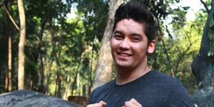 Acara Ultah Dibuat Oleh Keluarga Franda, Samuel Zylgwyn Malu-Malu