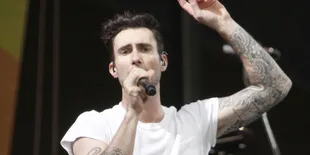 Adam Levine Menikah Bulan Depan, Simak Detailnya!
