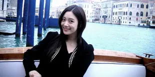 Adegan Ciuman Clara - Song Joong Ki Kembali Menyita Perhatian