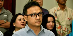 Adi Bing Slamet Resmi &#34;Pisah Ranjang&#34; Dengan Arya Wiguna