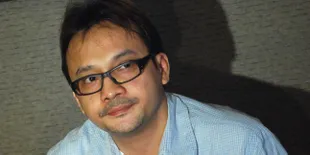 Adi Bing Slamet: Shalat Eyang Subur Tanpa Wudlu