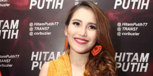 Adik Ayu Ting-Ting Bantah Kakaknya Sudah Melahirkan