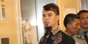 Ahmad Dhani Sarankan Wartawan Tak ke Rumahnya Lagi