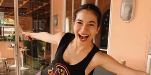 Ajak Netizen Rajin Olahraga, Perut Rata Berotot Putri Marino Bikin Salah Fokus!