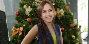 Akhir Tahun, Ayu Ting Ting Ingin Ajak Keluarga ke Luar Negeri