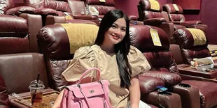 Akhirnya Bisa Nonton Bioskop Lagi, Titi Kamal: Puas Banget