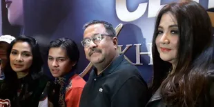 Akhirnya Nonton 'AKHIR KISAH CINTA SI DOEL' Para Pemain Pelukan Sambil Nangis, Kenapa?