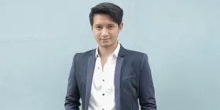 Akibat Wabah Corona, Chand Kelvin Lakukan Aktivitas Ibadah di Rumah Selama Ramadan