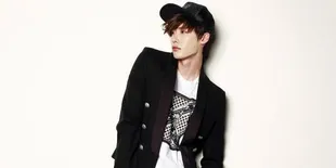 Aksi Panggung Lee Jong Suk Ngedance Seksi, Cuma Bisa Gigit Jari!