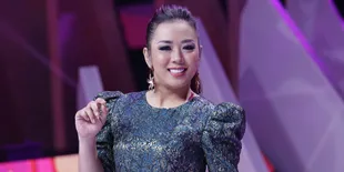 Aksi Soimah Jadi Dancer Dadakan untuk Denilson Junior Bikin Ngakak Berjamaah