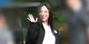 Aksinya Menari di Kedalaman 16 Meter Bikin Netizen Julid dan Tak Percaya, Dewi Perssik Buka Suara