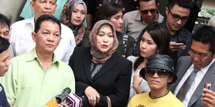 Aktivitas Sosial Sudah Menyatu Dalam Hati Yenny Rachman