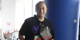 Akui Positif Covid-19, Giring Ganesha Bersyukur Hasil Swab Test Istri serta Anaknya Negatif