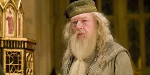 Alami Ketakutan Hebat, 'Dumbledore' Masuk Rumah Sakit