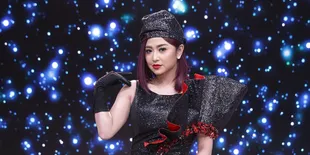 Alasan Dewi Perssik Tak Pakai Nama Suami di Channel Youtube-nya