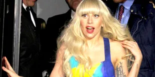 Album 'ARTPOP'  Lady Gaga Pun Laris Manis Di Inggris