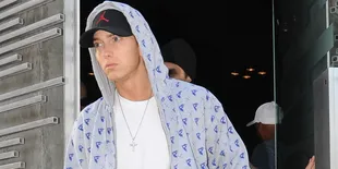 Album 'KAMIKAZE' Eminem Bidik Posisi Puncak di Chart Billboard 200