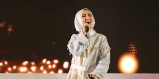 Ambil Job di Tahun Baru, Fatin Gagal Kumpul Bareng Keluarga?