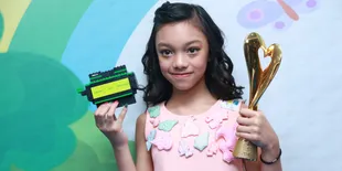 Anak Usia 2 Tahun Rela Beli Tiket Konser Dongeng Musikal Naura