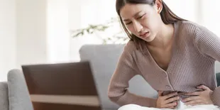 Andalkan Sido Muncul Natural Female Balance untuk Keseimbangan Hormon Wanita dan Mengatasi Gejala PMS