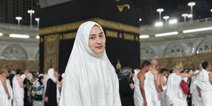 Angbeen Rishi Umrah Tanpa Adly Fairuz, Kondisi Rumah Tangga Dipertanyakan
