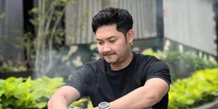 Angga Wijaya Siap Minta Maaf pada Dewi Perssik Secara Langsung Terkait Dugaan Penggelapan Dana