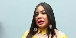 Anggap Calon Mantu Tidak Sopan, Annisa Bahar Ungkap Isi Chat Dengan Deddy Putra