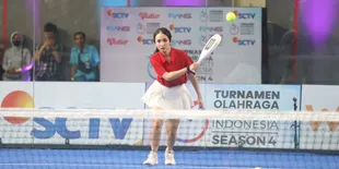 Angie Marcheria dan Azizah Salsha di TOSI 4: Kemenangan Dramatis di Padel