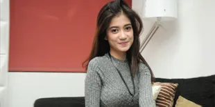 Antara Akting Dan Nyanyi, Sindy Havresthino Pilih Mana Ya?