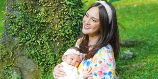 Antengnya Baby Claire Saat Shandy Aulia Bersihkan Telinganya, Momen Bonding Ibu Anak yang Manis!