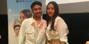 Anya Geraldine Merasa Aneh Beradegan Ciuman dengan Refal Hady