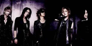 Aoi Resmi Dikeluarkan dari The GazettE Karena Konflik Internal