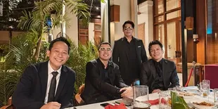 Ariel NOAH dan Parto di Nikahan Andre Taulany Bikin Salah Fokus