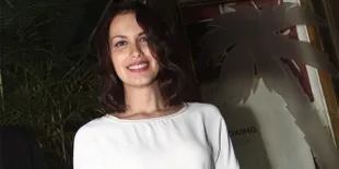 Ariel NOAH Masuk Buku Biografi Sophia Mueller?