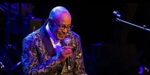 Arti dan Makna If Ever You're In My Arms Again, Tentang Cinta yang Terlambat