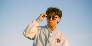 Arti Dan Makna Lagu asumuh - with you., Cinta yang Tumbuh Perlahan Namun Penuh Keyakinan