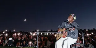 Arti dan Makna Lagu Transform Daniel Caesar tentang Cinta dan Perubahan Diri