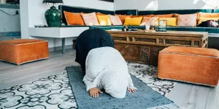 Arti Naudzubillah Min Dzalik: Penjelasan, Waktu Pengucapan, dan Manfaatnya