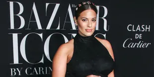 Ashley Graham Melahirkan Anak Pertama Berjenis Kelamin Laki-Laki, Selamat!