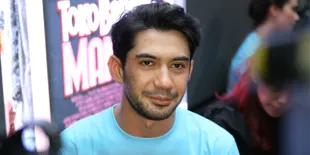 Ashraf Sinclair Meninggal Dunia, Reza Rahadian Berusaha Selalu Ada Kala BCL Membutuhkan Teman Cerita