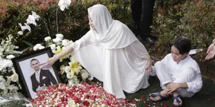 Ashraf Sinclair Sering Beri Sumbangan Diam-Diam, Bunga Citra Lestari Tak Tahu?