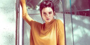Asyik Hangout ke Pantai, Kendall Jenner Tak Pakai Bra (Lagi)