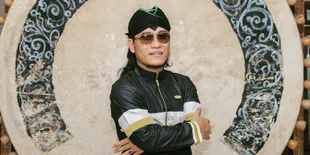 Atta Halilintar Bantu Pak Arman yang Menawarkan Diri Menjadi Supir, Gus Miftah: Dia Nggak Salah Milih Guru